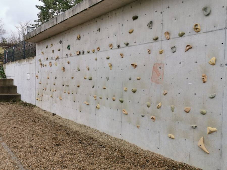 boulderwand2.jpg boulderwand2.jpg